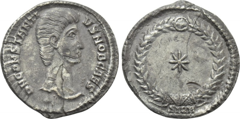 CONSTANTIUS GALLUS (Caesar, 351-354). Siliqua. Sirmium. 

Obv: D N CONSTANTIVS...
