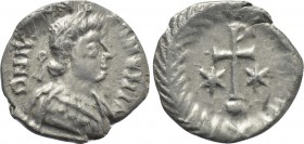 JUSTIN II (565-578). Third or Half Siliqua. Ravenna.