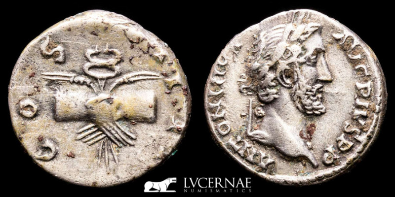 Roman Empire - Antininus Pius (AD 138-161) Silver denarius (3.03 g., 17 mm.) Rom...