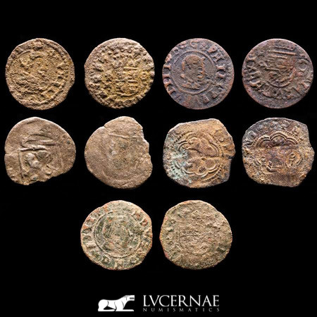 Spain - Lot of five (5) coins

Medieval Spain (billon), minted between the 15th ...