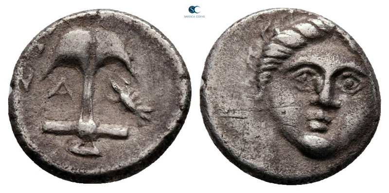 Thrace. Apollonia Pontica circa 375-335 BC. 
Diobol AR

11 mm, 1,15 g



...