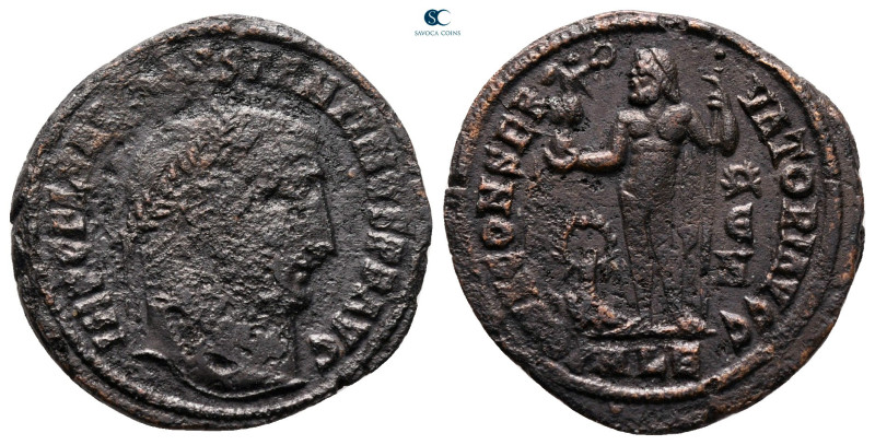 Constantine I the Great AD 306-337. Alexandria
Follis Æ

21 mm, 2,92 g


...