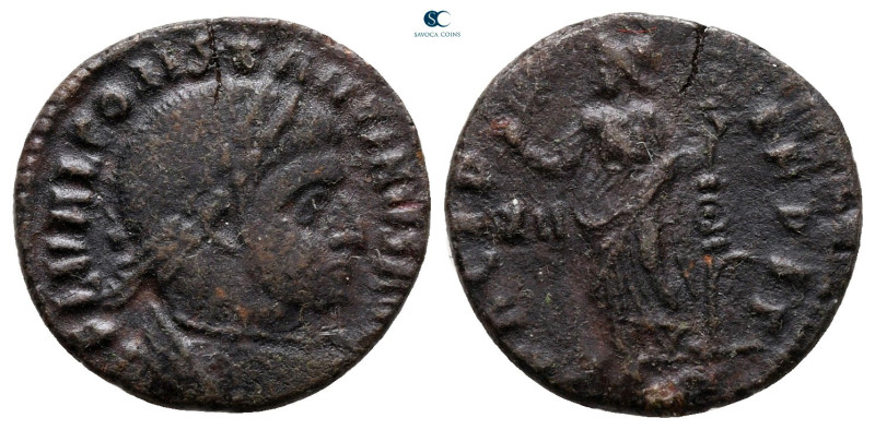 Constantine I the Great AD 306-337. Rome
Follis Æ

16 mm, 2,09 g



very ...