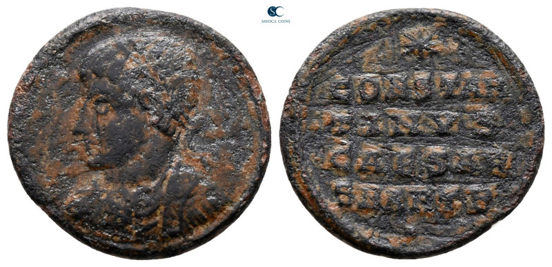 Constantine II, as Caesar AD 317-337. Antioch
Follis Æ

18 mm, 2,20 g



...