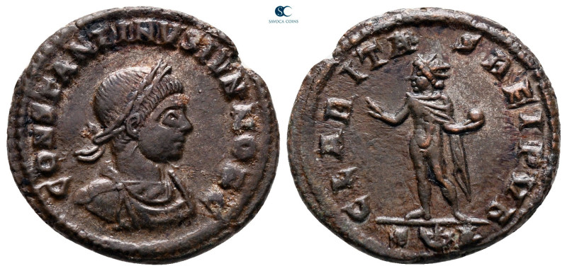 Constantine II, as Caesar AD 317-337. Arelate (Arles)
Follis Æ

21 mm, 3,77 g...