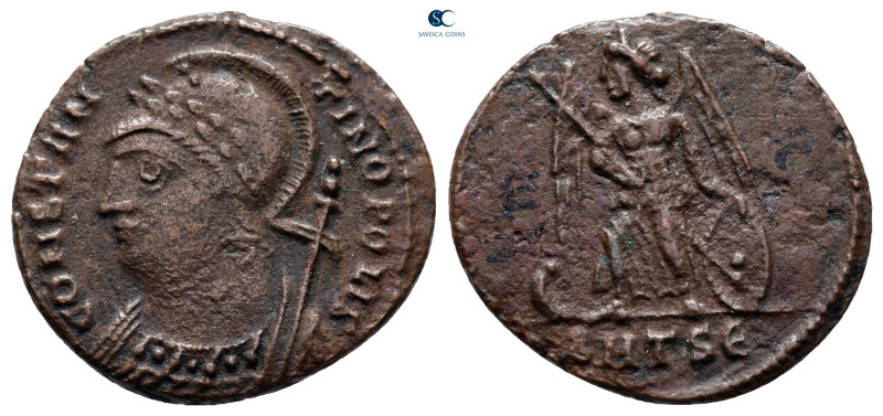 City Commemoratives AD 330-354. Thessaloniki
Follis Æ

19 mm, 2,09 g



v...