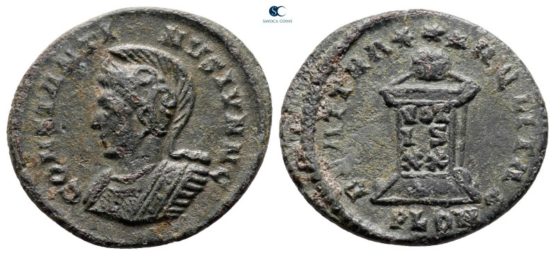 Constantine II AD 337-340. Londinium
Follis Æ

20 mm, 2,80 g



very fine...