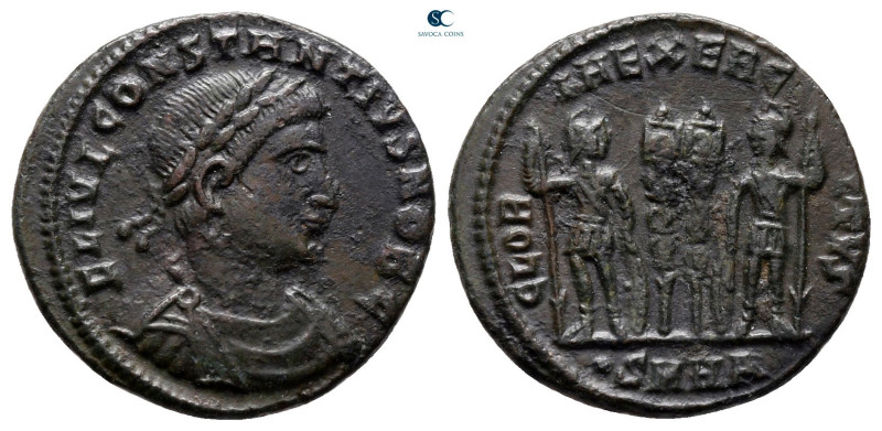 Constantius II, as Caesar AD 337-347. Heraclea
Follis Æ

18 mm, 2,18 g


...