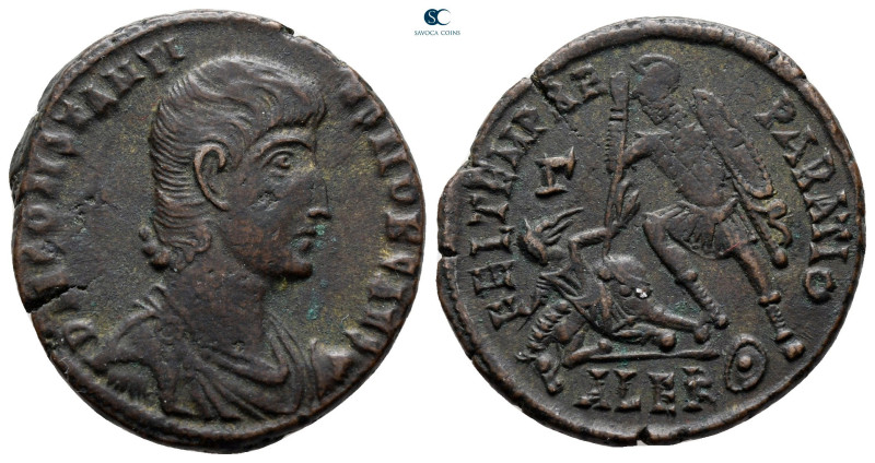 Constantius Gallus, Caesar AD 351-354. Alexandria
Follis Æ

24 mm, 6,45 g

...