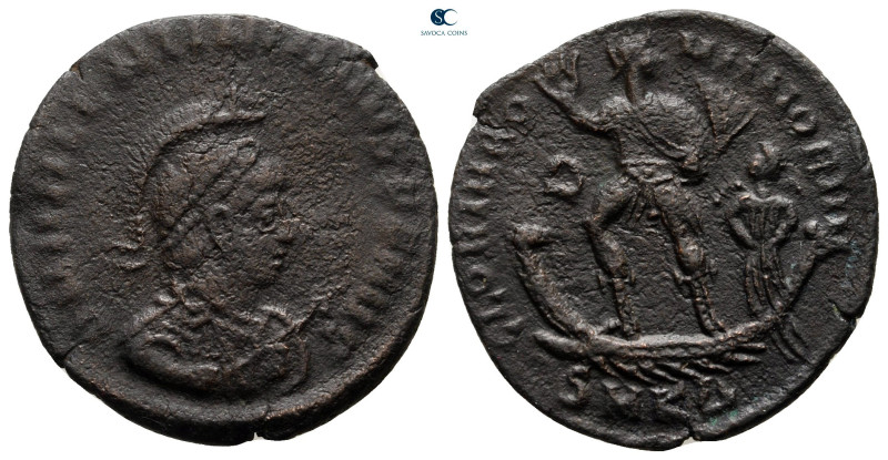 Valentinian II AD 375-392. Cyzicus
Follis Æ

23 mm, 3,93 g



nearly very...