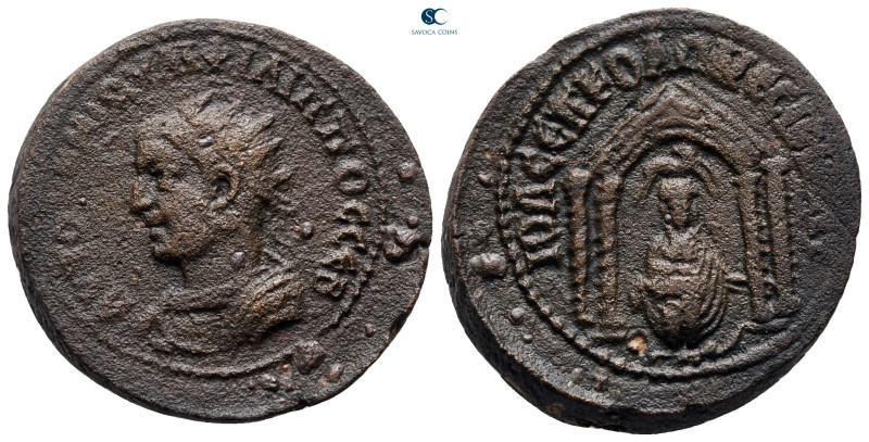 Mesopotamia. Nisibis. Philip II AD 247-249. 
Bronze Æ

27 mm, 15,03 g



...