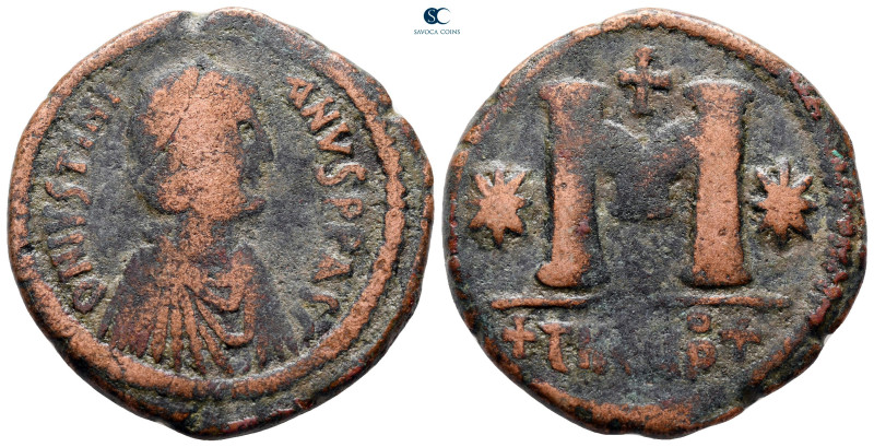 Justinian I AD 527-565. Theoupolis (Antioch)
Follis or 40 Nummi Æ

31 mm, 16,...