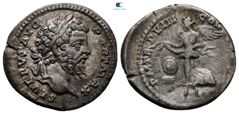 Septimius Severus AD 193-211. Rome
Denarius AR

20 mm, 2,98 g



very fin...