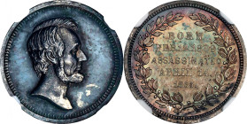 "1865" U.S. Mint Abraham Lincoln Memorial Medalet. By Anthony C. Paquet. Cunningham 9-680S, King-287, Julian PR-36. Silver. MS-62 (NGC).
18 mm.

Es...