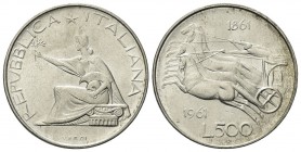 ROMA
Repubblica Italiana, dal 1946. 500 Lire 1961, 100 mo Unità d’Italia, bordo sdoppiato.
Ag 
Dr. L’Italia seduta verso s., su capitello, tiene ra...