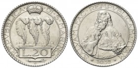 SAN MARINO
Vecchia monetazione, 1864-1938. 20 Lire 1932.
Ag 
Dr. Tre penne coronate, su merlature. Rv. Busto di San Marino con le tre torri della R...