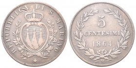 SAN MARINO
Vecchia Monetazione, 1864-1938. 5 Centesimi 1864. 
Æ 
Dr. Stemma coronato tra un ramo di lauro e uno di quercia. Rv. Valore e data tra d...