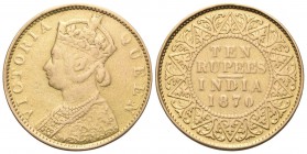 INDIA
Regina Vittoria, 1837-1901. 10 Rupie 1870 Calcutta.
Au gr. 7,69
Dr. Busto coronato a s. Rv. Data e valore entro cornice floreale.
KM#479.
...