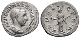GORDIAN III (238-244).Rome.Denarius. 

Obv : IMP GORDIANVS PIVS FEL AVG.
Laureate, draped and cuirassed bust right.

Rev : VENVS VICTRIX.
Venus standi...