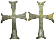 BYZANTINE EMPIRE.Cross.(8th-10th century).Ae.

Weight : 55.2 gr
Diameter : 93 mm