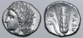 Lucania, Metapontion AR Stater. Circa 330-290 BC. Da-, magistrate. Wreathed head of Demeter to left, wearing triple-pendant earring and necklace / Ear...