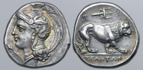 Lucania, Velia AR Didrachm. Circa 300-280 BC. Philistion Group. Head of Athena to left, wearing crested Attic helmet decorated with hippocamp on bowl;...