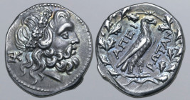 Epeiros, Epeirote Republic AR Drachm. Circa 198-168 BC. Head of Zeus Dodonaeus to right, wearing oak wreath; monogram behind / Eagle with closed wings...