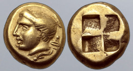 Ionia, Phokaia EL Hekte. Circa 387-326 BC. Head of Artemis to left; quiver over shoulder, small seal below / Quadripartite incuse square. Bodenstedt 9...