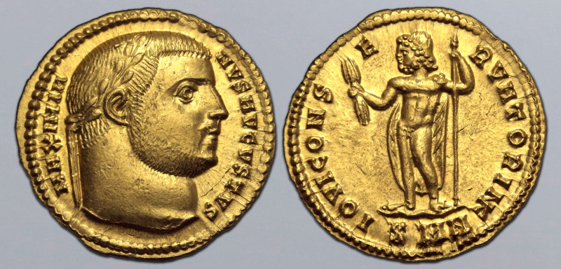 Galerius AV Aureus. Nicomedia, AD 307-308. MAXIMIANVS AVGVSTVS, laureate head to...