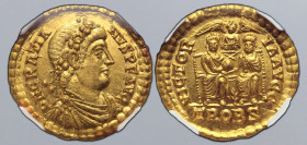 Gratian AV Solidus. Treveri, AD 375-378. D N GRATIANVS P F AVG, rosette-diademed, draped and cuirassed bust to right / VICTORIA AVGG, two emperors ent...