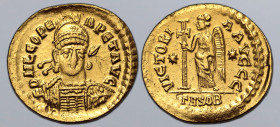Leo I AV Solidus. Thessalonica, AD 462 or 466. D N LEO PERPET AVG, pearl-diademed, helmeted and cuirassed bust facing slightly to right, holding spear...