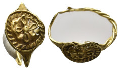 ANCIENT GOLD EARRING. 1.01g