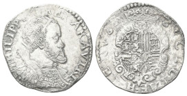 NAPOLI
Filippo II di Spagna, Re di Napoli e di Sicilia 1554-1598.
Mezzo Ducato con data illegibile.
Ag gr. 14,50
Dr. PHILIPP D G R F X ARA VTRI. B...