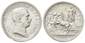 REGNO D’ITALIA
Vittorio Emanuele III, 1900-1943.
2 Lire 1914 Roma, Quadriga briosa.
Ag 
Dr. Semibusto del sovrano in uniforme con il collare, a te...