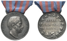 REGNO D’ITALIA
Durante Vittorio Emanuele III, 1900-1943.
Medaglia commemorativa della Guerra Italo-Turca 1911-1912 opus L. Giorgi.
Ag gr. 17,12 mm ...