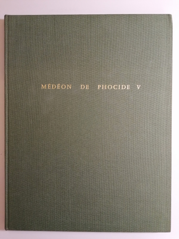 C. Vatin, P. Bruneau, C. Rolley, T. Hackens.
Médéon de Phocide V. Tombes hellén...