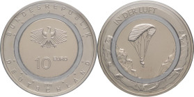 Germania - 10 euro 2019 "In der luft" - Trimetallica: al centro Rame-Nichel; anello interno Polimero; anello esterno Rame-Nichel

FS

SPEDIZIONE I...