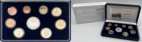 Repubblica Italiana - serie 2004 - 9 valori - in cofanetto

FS

SPEDIZIONE IN TUTTO IL MONDO - WORLDWIDE SHIPPING
