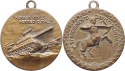 Italia - Medaglia emessa per il 31° Reggimento Carristi "Centauro con il motto "Ferrea mole ferreo cuore" - 30 mm; 14 gr - Ae - con appiccagnolo

qF...
