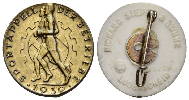 Ludenscheid 1939 - Distintivo Atletica - Gr. 1,33 - Ø mm. 24 

qSPL

SPEDIZI...
