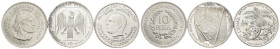 Lotto di 3 monete mondiali in argento

SPEDIZIONE IN TUTTO IL MONDO - WORLDWIDE SHIPPING