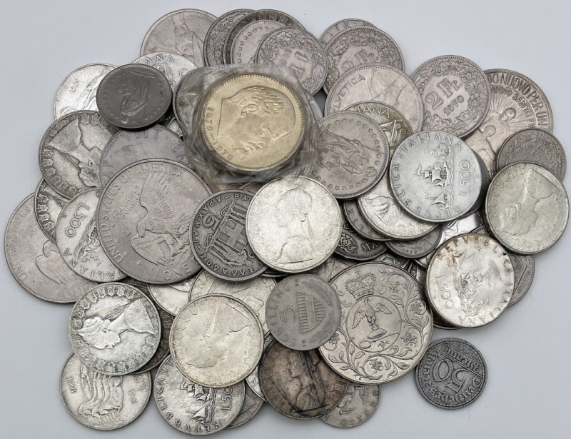 Lotto di 70 monete mondiali tra cui 31 pezzi da 500 Lire - Anni, nominali e meta...