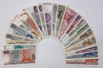 Argentina - lotto di 21 banconote - anni e nominali vari

SPEDIZIONE IN TUTTO IL MONDO - WORLDWIDE SHIPPING
