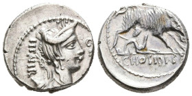 GENS HOSIDIA. Denario. (Ar. 3,64g/17mm). 68 a.C. Ceca incierta italiana. (Crawford 407/2; FFC 748). Anv: Busto diademado de Diana a derecha con arco y...