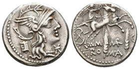 GENS MARCIA. Denario. (Ar. 3,33g/19mm). 134 a.C. Roma. (Crawford 254/1; FFC 850). Anv: Cabeza de Roma a derecha, delante estrella, detrás modio. Rev: ...