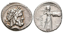 GENS PROCILIA. Denario. (Ar. 3,84g/19mm). 80 a.C. Roma. (Crawford 379/1; FFC 1083). Anv: Cabeza laureada de Júpiter a derecha, detrás: SC. Rev: Juno S...