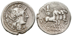 GENS VARGUNTEIA. Denario. (Ar. 3,73g/21mm). 130 a.C. Roma. (FFC 1183; Crawford 257/1). Anv: Cabeza de Roma a derecha, delante estrella, detrás leyenda...