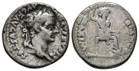 TIBERIO. Denario. (Ar. 2,52g/18mm). 36-37 d.C. Lugdunum. (RIC 26). Anv: Cabeza laureada de Tiberio a derecha, alrededor leyenda: TI CAESAR DIVI AVG F ...