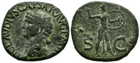 CLAUDIO I. As. (Ae. 11,39g/27mm). 41-50 d.C. Roma. (RIC 100). Anv: Cabeza de Claudio I a izquierda, alrededor leyenda: TI CLAVDIVS CAESAR AVG P M TR P...