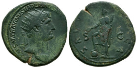 ADRIANO. Dupondio. (Ae. 17,78g/27mm). 119-120 d.C. Roma. (RIC 276). Anv: Busto radiado de Adriano a derecha con drapeado en hombro izquierdo, alrededo...